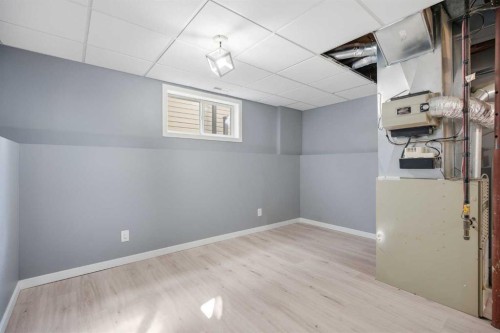 28 Covington Close Ne, Calgary, AB - Indoor Photo Showing Other Room