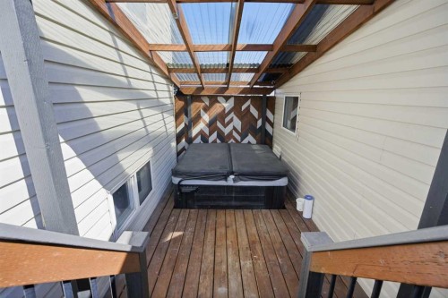 28 Covington Close Ne, Calgary, AB - Outdoor With Exterior