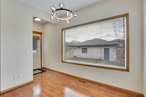 43 Elgin View Se, Calgary, AB - Indoor Photo Showing Other Room