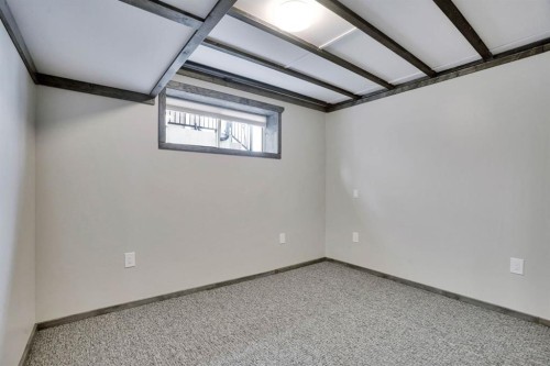 43 Elgin View Se, Calgary, AB - Indoor Photo Showing Other Room