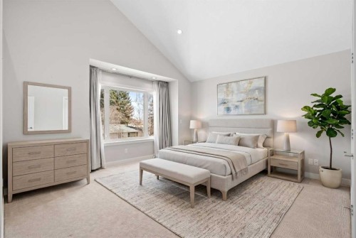 2427 22A Street Nw, Calgary, AB - Indoor Photo Showing Bedroom