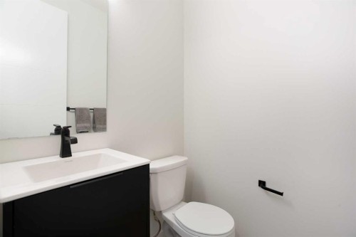 206 Rowley Way Nw, Calgary, AB - Indoor Photo Showing Bathroom