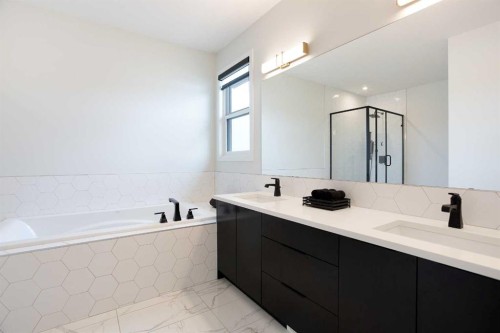 206 Rowley Way Nw, Calgary, AB - Indoor Photo Showing Bathroom