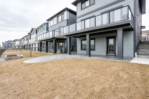206 Rowley Way Nw, Calgary, AB - Outdoor