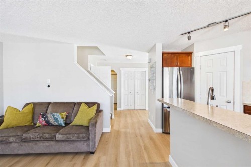 216 Covepark Green Ne, Calgary, AB - Indoor