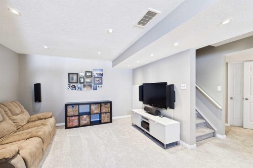 216 Covepark Green Ne, Calgary, AB - Indoor