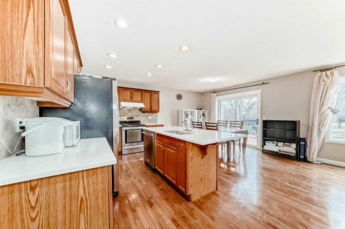 264 Everwillow Green Sw, Calgary, AB - Indoor Photo Showing Kitchen