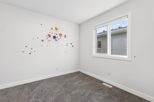 208 Dawson Circle, Chestermere, AB - Indoor Photo Showing Other Room