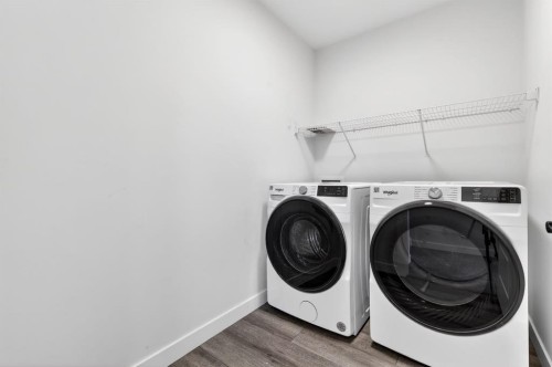 208 Dawson Circle, Chestermere, AB - Indoor Photo Showing Laundry Room