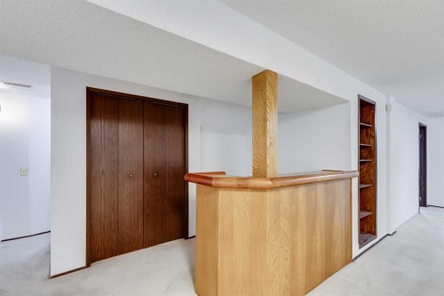 248 Huntcroft Road Ne, Calgary, AB - Indoor Photo Showing Other Room