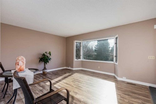 248 Huntcroft Road Ne, Calgary, AB - Indoor Photo Showing Other Room