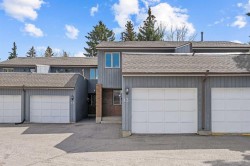13-803 Varsity Estates Drive NW Calgary, AB T3B 4W5