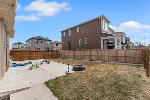 112 Cityside Terrace Ne, Calgary, AB - Outdoor