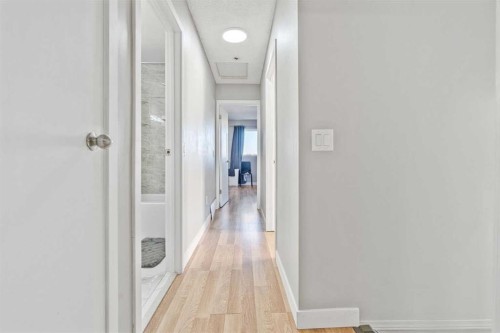218 Falmere Way Ne, Calgary, AB - Indoor Photo Showing Other Room