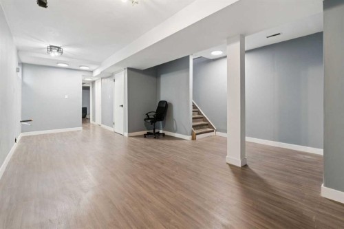 218 Falmere Way Ne, Calgary, AB - Indoor