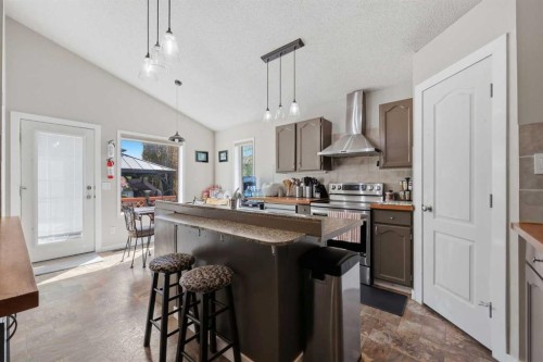 7 Chaparral Road Se, Calgary, AB - Indoor Photo Showing Other Room