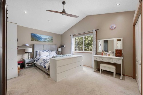 7 Chaparral Road Se, Calgary, AB - Indoor Photo Showing Bedroom