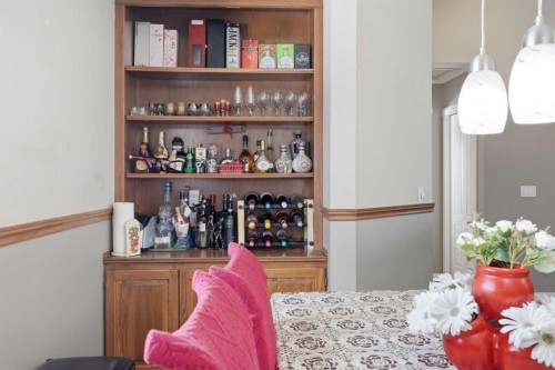 7 Chaparral Road Se, Calgary, AB - Indoor Photo Showing Bedroom