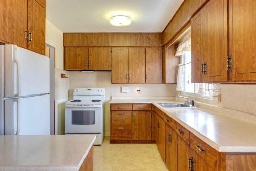 28 Fairview Crescent Se, Calgary, AB 