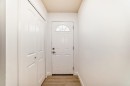 4327 38 Street Ne, Calgary, AB  - Indoor Photo Showing Other Room 