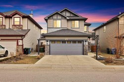 10 Bridlerange Circle SW Calgary, AB T2Y 5H4