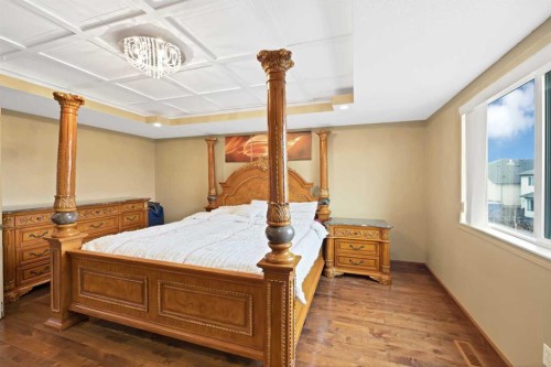 10 Bridlerange Circle Sw, Calgary, AB - Indoor Photo Showing Bedroom