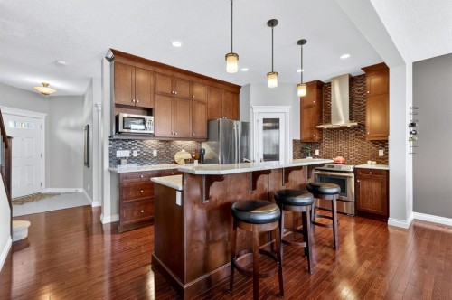 202 Evansridge Circle Nw, Calgary, AB - Indoor Photo Showing Kitchen With Stainless Steel Kitchen With Upgraded Kitchen