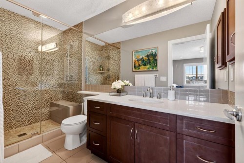 202 Evansridge Circle Nw, Calgary, AB - Indoor Photo Showing Bathroom