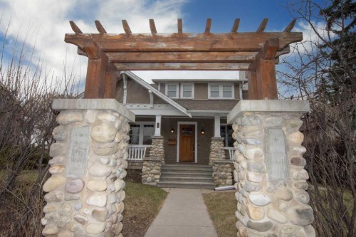 110 Scarboro Avenue Sw, Calgary, AB - Outdoor With Deck Patio Veranda With Facade