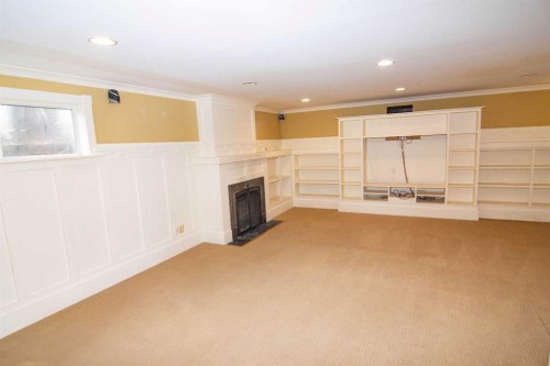 110 Scarboro Avenue Sw, Calgary, AB - Indoor Photo Showing Other Room