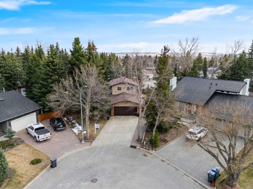 504 Suntree Place, Okotoks, AB - Outdoor