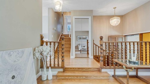 504 Suntree Place, Okotoks, AB - Indoor Photo Showing Other Room
