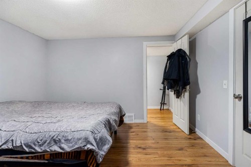 12 Edgedale Way Nw, Calgary, AB 