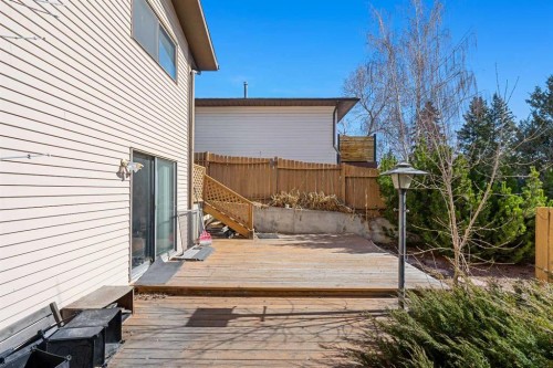 12 Edgedale Way Nw, Calgary, AB 