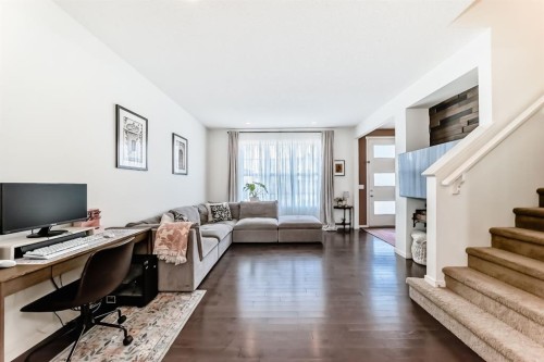 660 Walden Drive Se, Calgary, AB - Indoor