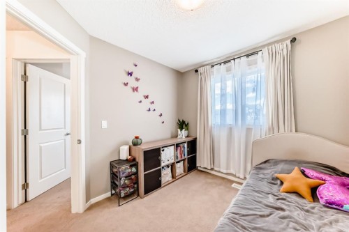 660 Walden Drive Se, Calgary, AB - Indoor Photo Showing Bedroom