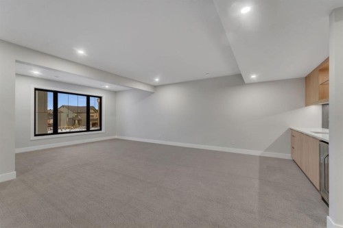 12 Spring Creek Point Sw, Calgary, AB - Indoor