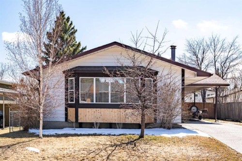 1523 110 Avenue Sw, Calgary, AB - Outdoor