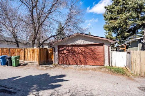 1523 110 Avenue Sw, Calgary, AB - Outdoor