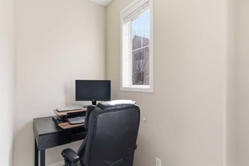 150 Copperpond Villas Se, Calgary, AB - Indoor Photo Showing Office