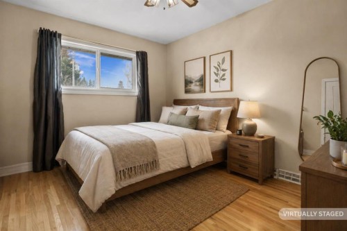 3816 Brighton Drive Nw, Calgary, AB - Indoor Photo Showing Bedroom