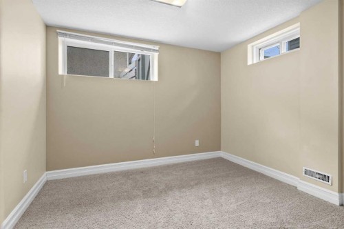 3816 Brighton Drive Nw, Calgary, AB - Indoor Photo Showing Other Room