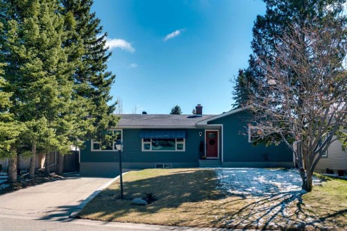 9 Mountain Place  Okotoks, AB T1S 1G7