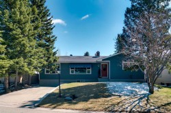 9 Mountain Place Okotoks, AB T1S 1G7