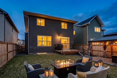 37 Evansfield Manor Nw, Calgary, AB - Outdoor With Deck Patio Veranda With Exterior