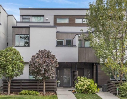 2138 28 Avenue Sw, Calgary, AB - Outdoor With Deck Patio Veranda