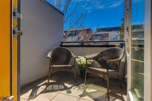 2138 28 Avenue Sw, Calgary, AB - Outdoor With Deck Patio Veranda