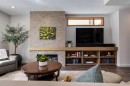 2138 28 Avenue Sw, Calgary, AB  - Indoor Photo Showing Living Room 