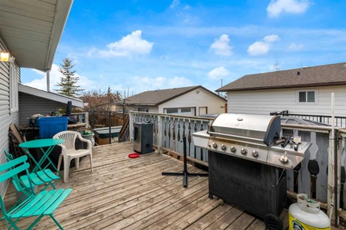 23 Beaver Place, Beiseker, AB - Outdoor With Deck Patio Veranda With Exterior