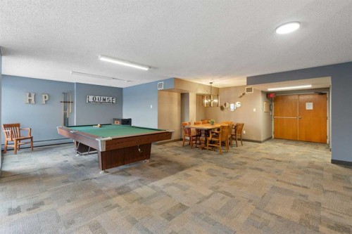 707-320 Meredith Road Ne, Calgary, AB - Indoor Photo Showing Other Room